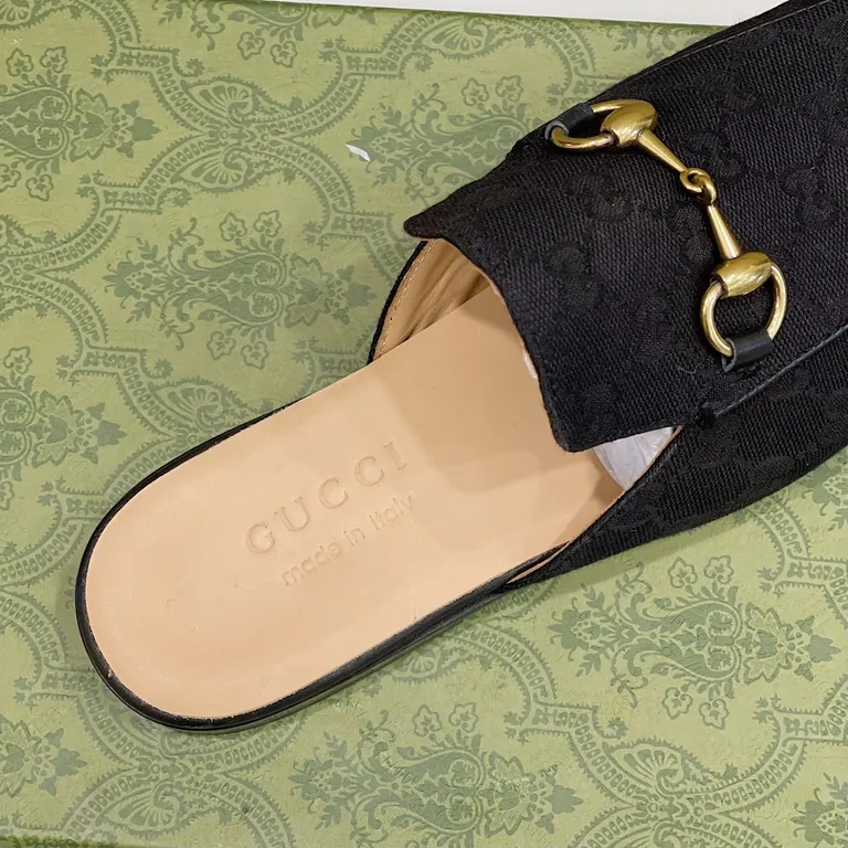 Gucci Shoe 